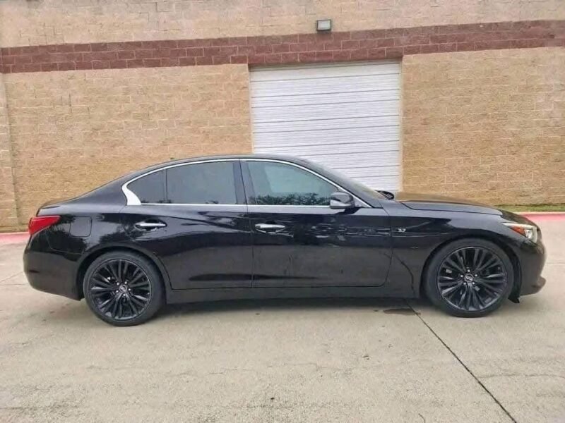 Infiniti Q50 Premium