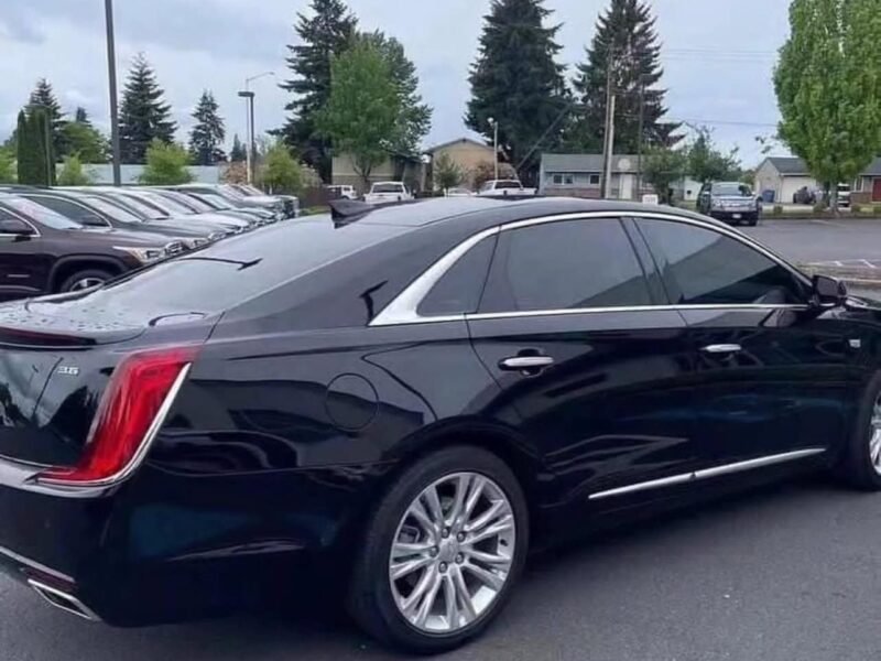 CADILLAC XTS